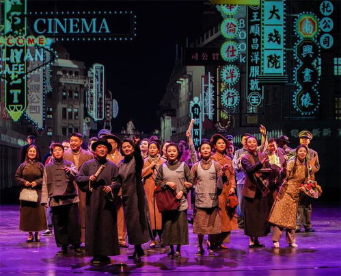 舞臺(tái)上的城市脈搏 上海國(guó)有文藝院團(tuán)以近萬(wàn)場(chǎng)演出激活文化消費(fèi)新動(dòng)能